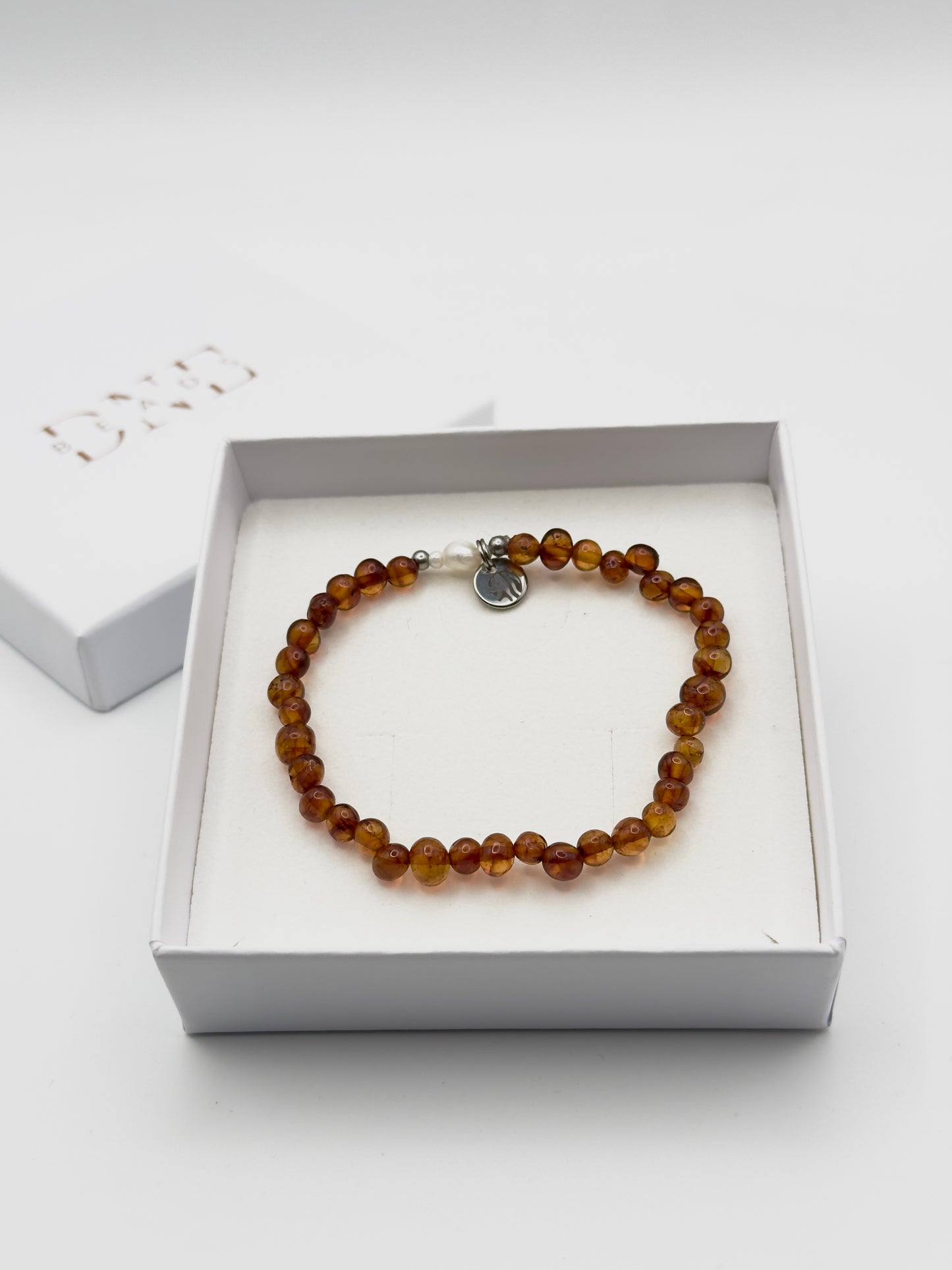 Elastisches Bernstein-Armband aus Bernstein Naturschliff ca. 4mm-6mm