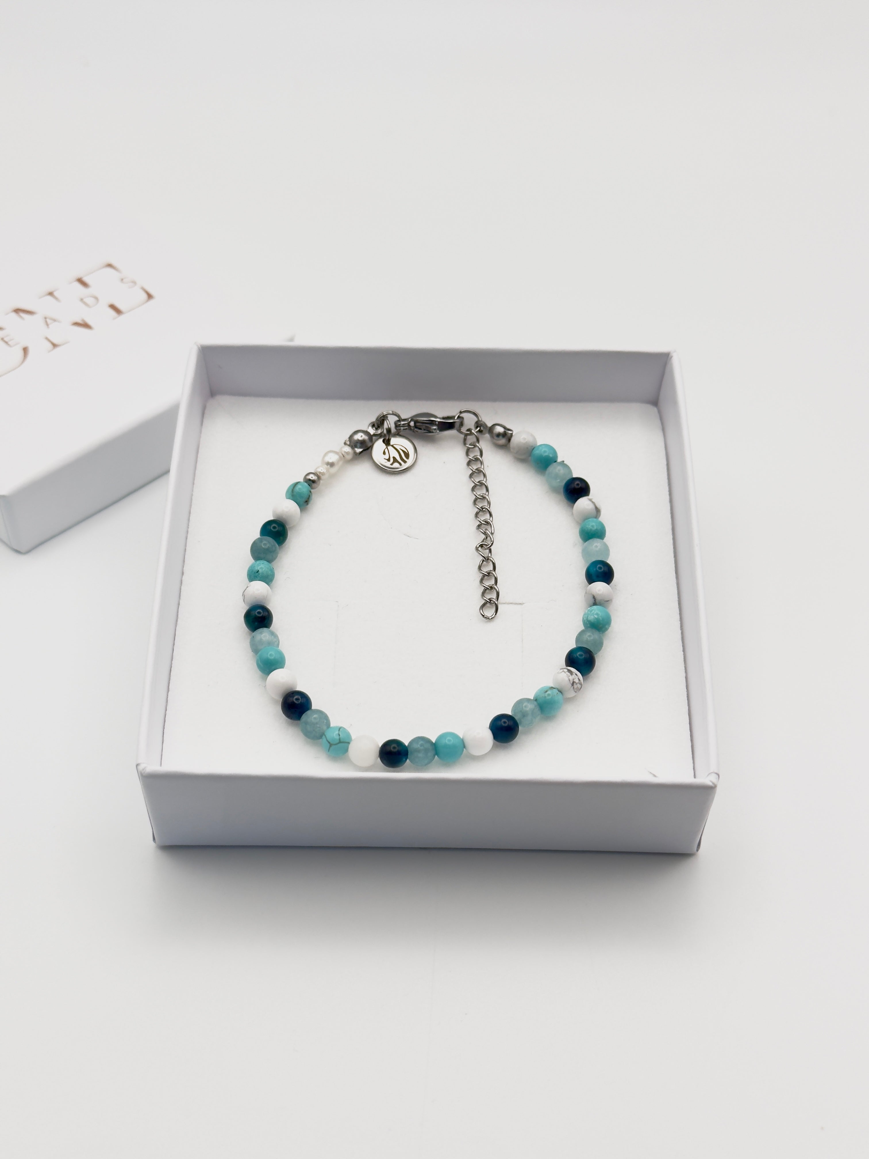 Edelsteinarmband "Ocean" aus Howlith, Aquamarin und Lapis Lazuli